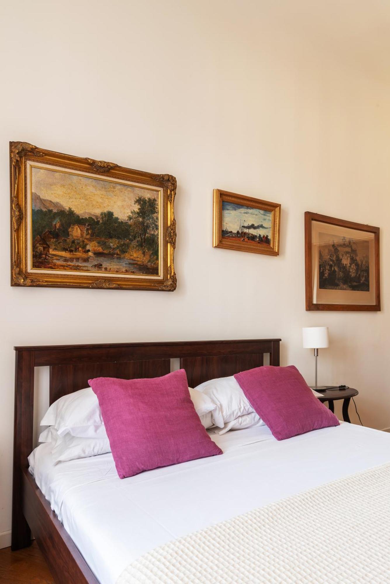 Appartement Quadrilocale Navigli Milaan
