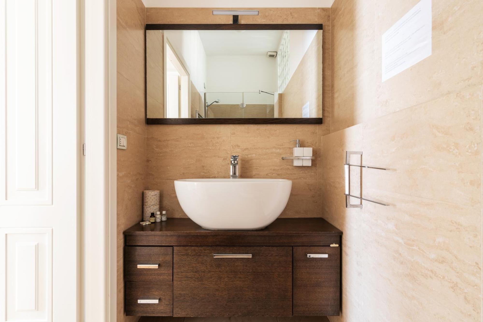 Appartement Quadrilocale Navigli Milaan